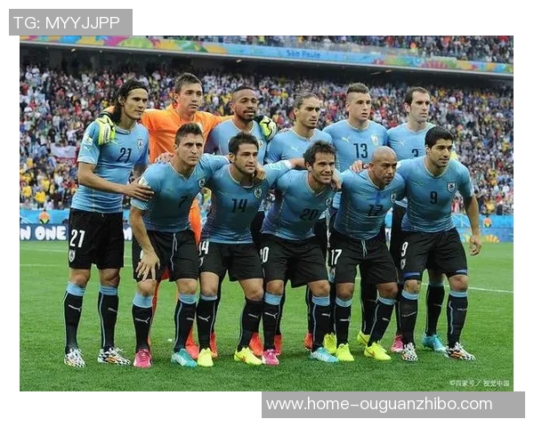 白袜足球的魅力与热情探秘:如何在赛场上展现团队精神与个人风采